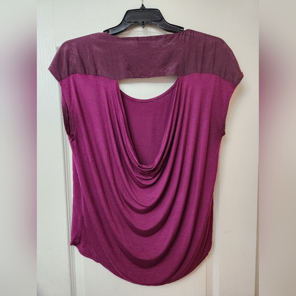 Ella Moss Fushia Openback Flowy Top Size L-XL - Picture 2 of 4